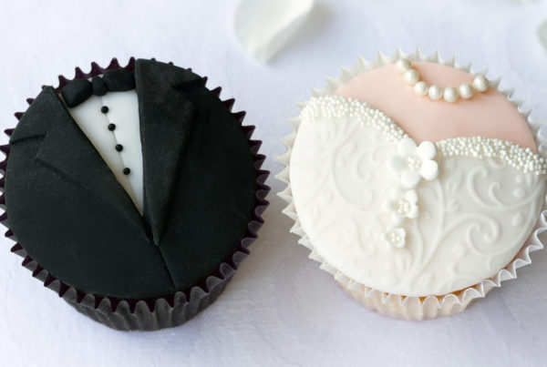 Itty Bitty Wedding Cake Alternatives