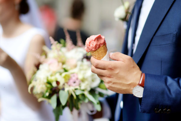 Buffalo Foods You Have to Add to Your Wedding Menu